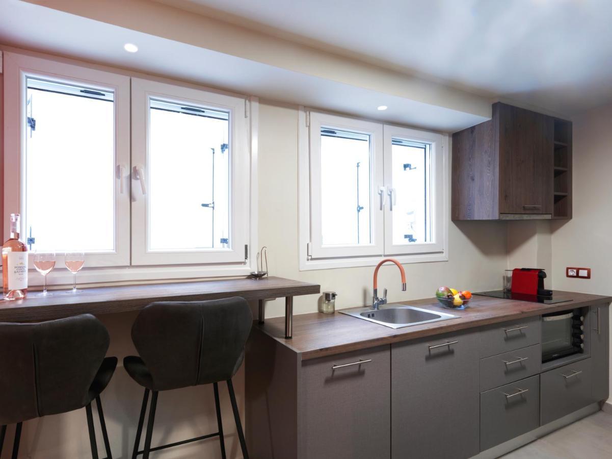 Апартаменты Cozy Comfy Studio. A Nest For 2 In Lively Koukaki. Афины Экстерьер фото